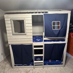 Fort Bunk Bed With Two Twin Matresses Included 