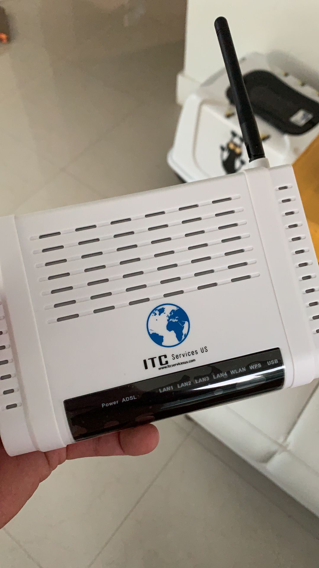 Modem-router ADSL2+ para cantv venezuela