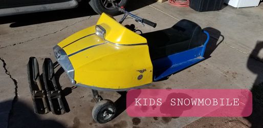 Kids Snowmobile 