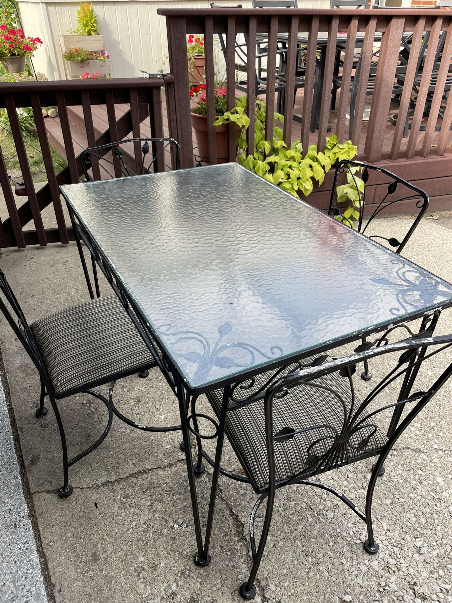 Russell Woodard, Grapevine, mid-century, outdoor table and chairs