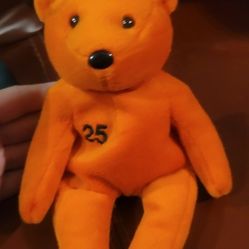 San Francisco Giants Hat & 
Barry Bonds Salvino's Bamm Beanos #25 August 1998 Baseball Beanie Bear. 
This collectible plush bear features the name "BO