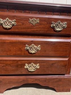 2 Drawer Nightstand