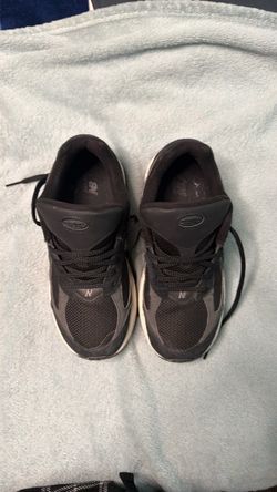 New Balance 2002R