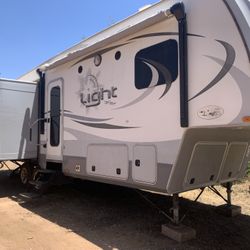 2014 Open Range RV Light Series M-318RLS