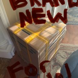 ❗️BRAND NEW ❗️MINI FRIDGE WITH FREEZER COMPARTMENT FOR SALE ❗️BRAND NEW ❗️ 