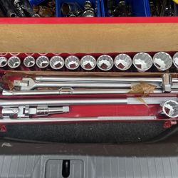 Wright 3/4” Socket Set 12PT Drive 13 Piece Set Plus Miscellaneous Items