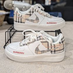 Custom NIKE AF1 _ Burberry/W size 5