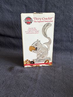 Davy Crackit Nutcracker 