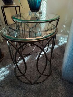 Stacking side tables