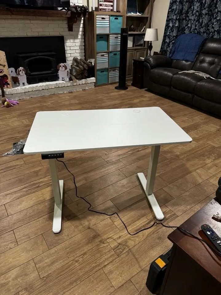 Brand New Electric Desk(Assembly Required)