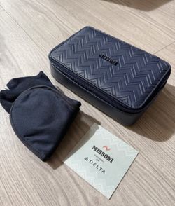 Missoni Navy blue chevron faux leather travel makeup bag Delta exclusive