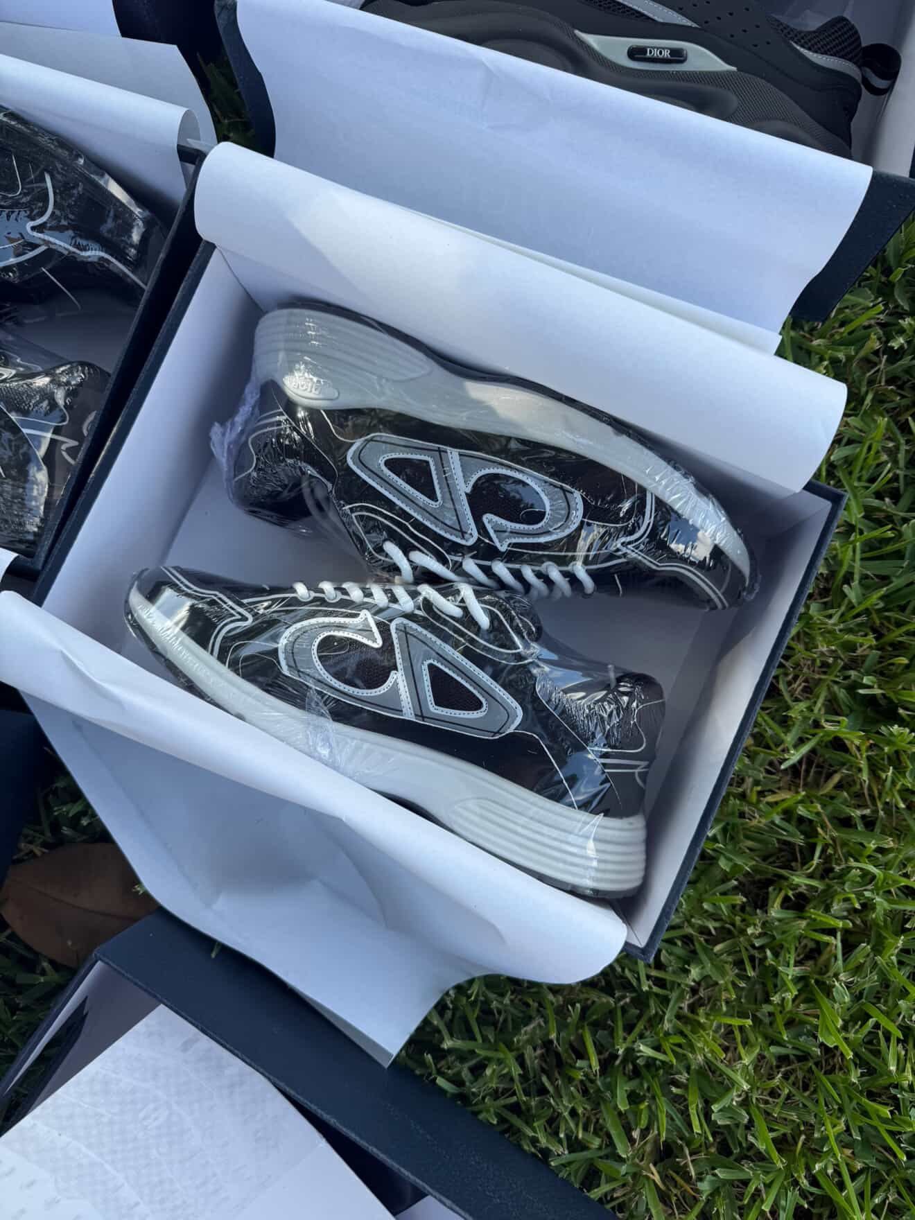 Black with white b30 Christian Dior men sneakers designer shoes