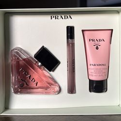 Prada Paradoxe 3 Pcs Gift Set3.0 Oz Eau De Parfum