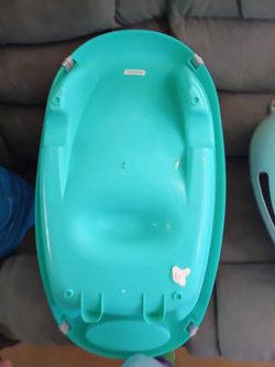 Baby bath tub