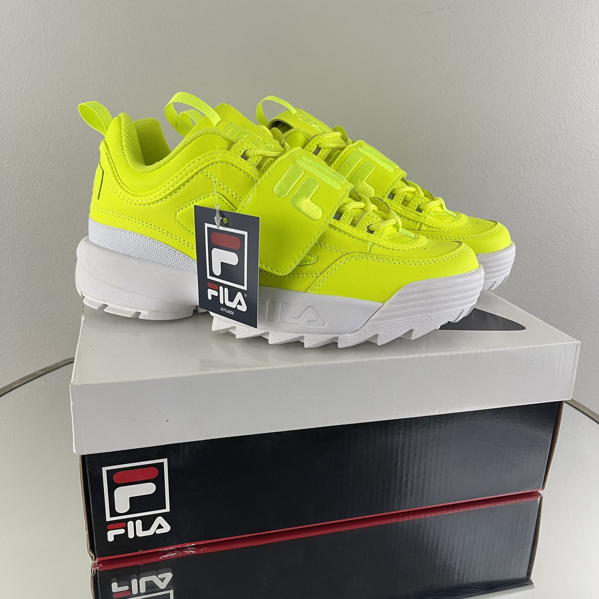 FILA Women’s Neon Safety Yellow Distruptor II Applique Hook And Loop Chunky Sneakers