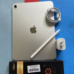 256gb Apple IPad 10th Generation (10.9” Liquid / 2022 model) with pen, keyboard, case & Accessories (warranty 2026) 