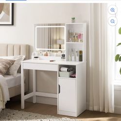 Vanity Table with Lighted Mirror and Storage