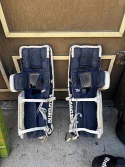 Vaughn Hockey Goalie Pads Combo