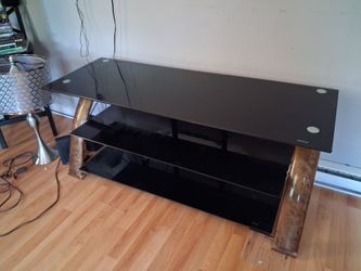 Glass flatscreen table + (MoreStuff)