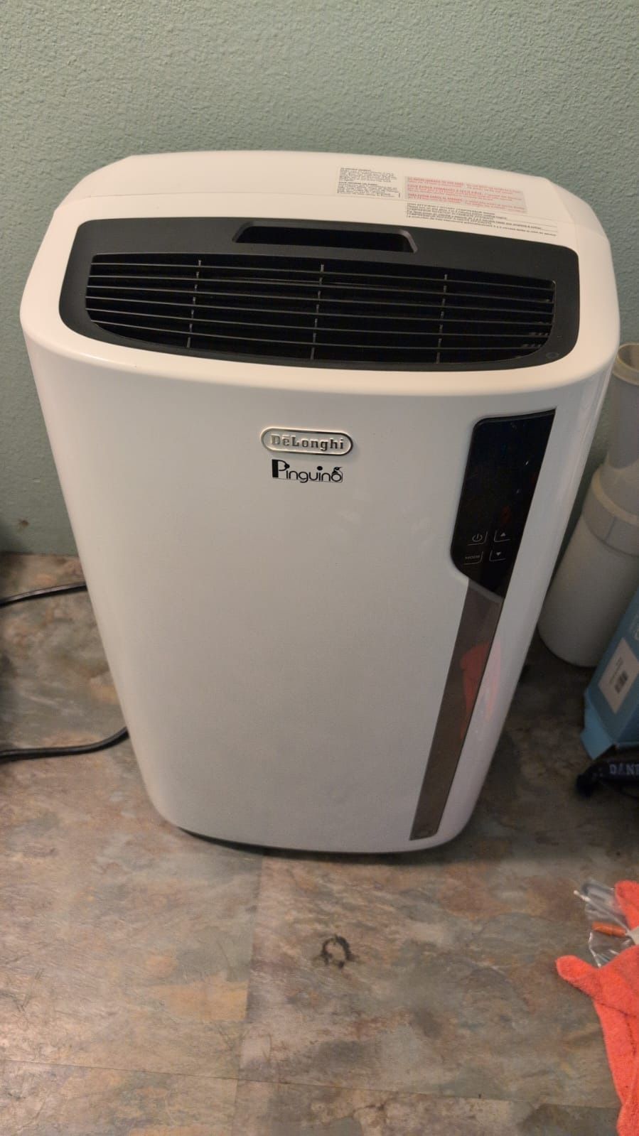 DeLonghi Penguino Portable Air Conditioner