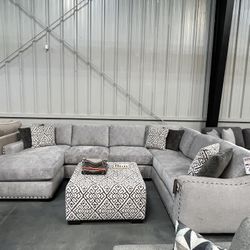 Giant Sectional w/ chaise