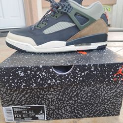 Jordan 4's (Spike Lee) edition.