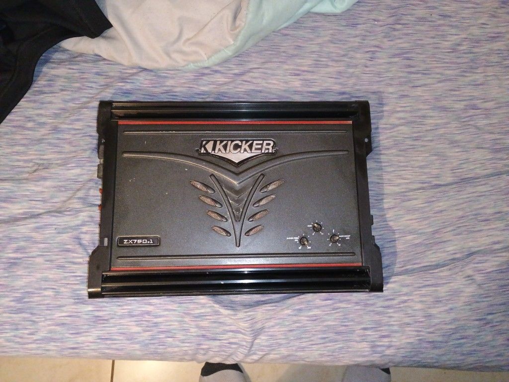 Kicker Amplifier