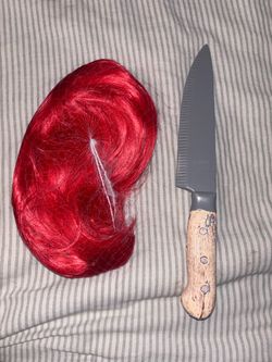 Chucky wig and knife