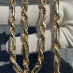 14k Gold Figarope Chain 