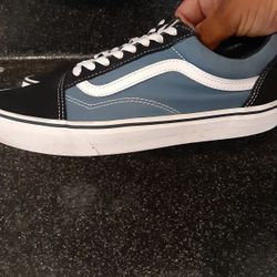 Vans mens 9.5 Great Condition 
