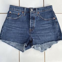 Women’s Levis Size 27 501 Blue Jean Cut Off Short Shorts Button Fly
