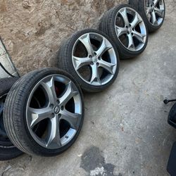 Venza Rims 20"