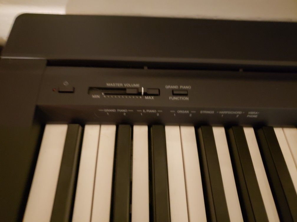 YAMAHA P71 88Key Weighted Action Digital Piano With Sustain Pedal And