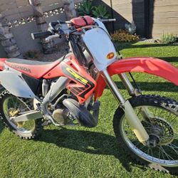 2002 Honda CR250R 