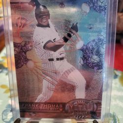 Frank Thomas 1997 Fleer Metal Universe Baseball Card