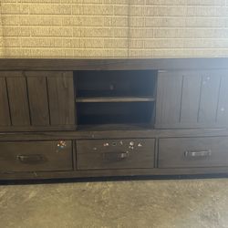 TV Stand With Drawers 