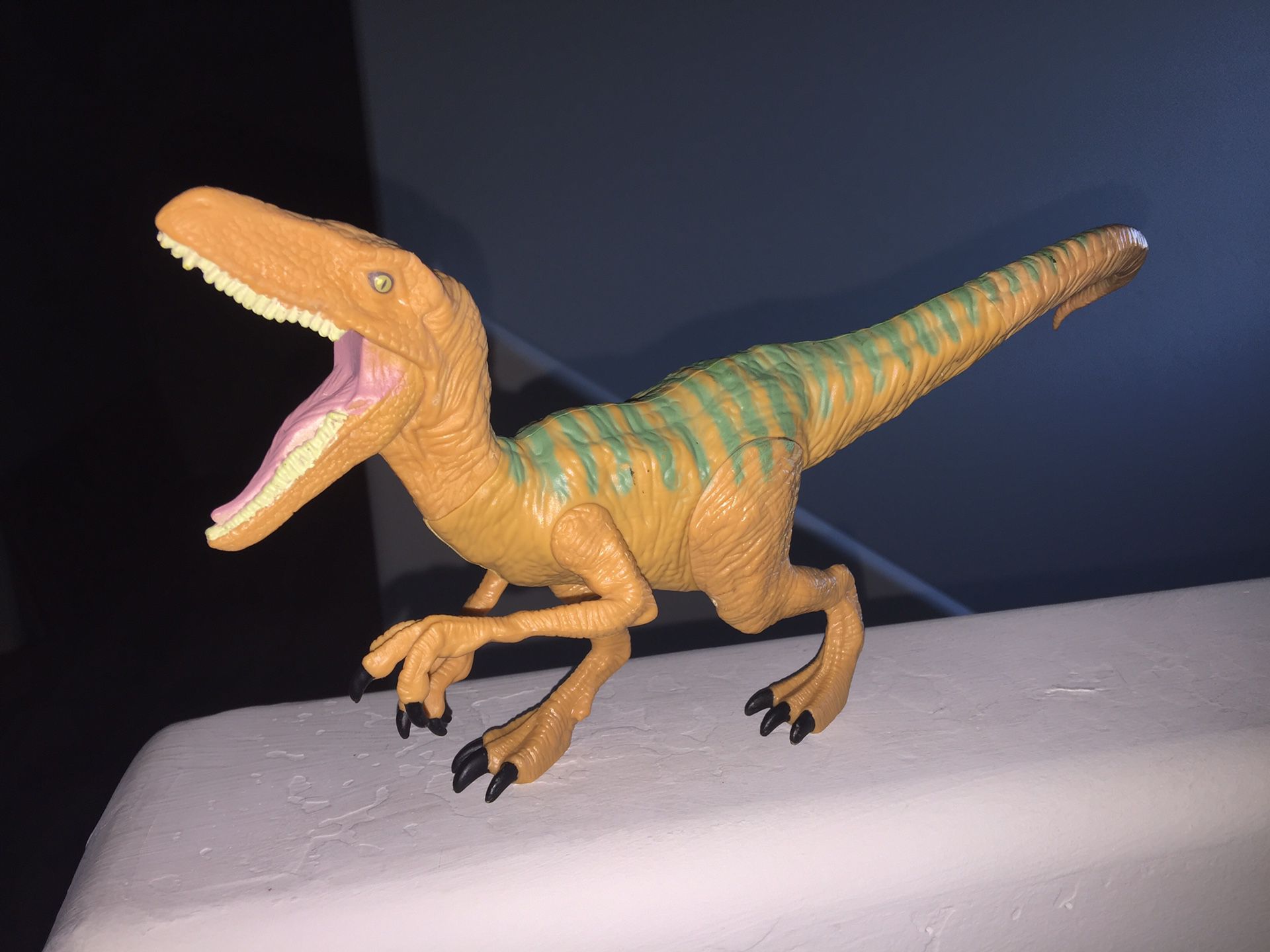 Hasbro Jurassic World Velociraptor Echo Toy