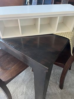 Great Cubbyhole Wall Shelf - Home Organization!