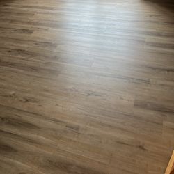Laminate Flooring 