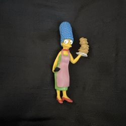 The Simpsons Marge With Pancakes & Spatula Figure