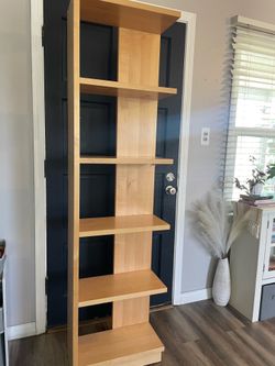 Corner shelf
