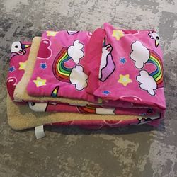 Twin Sherpa Blanket With Pillowcase