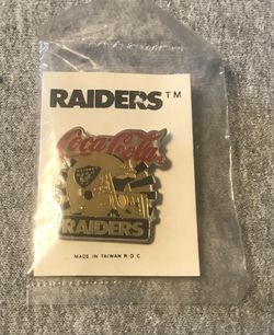 Coca-Cola ‘83 NFL RAIDERS Pin