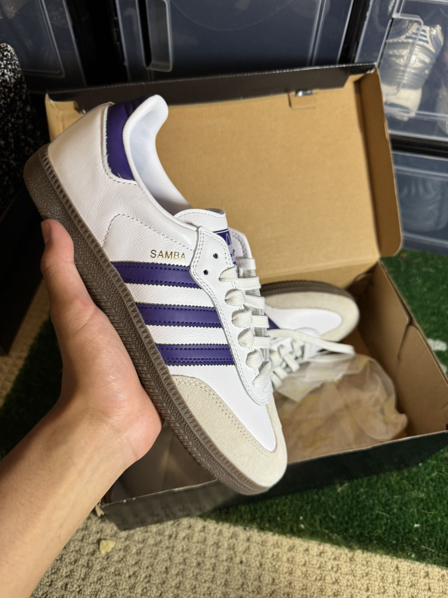 White/Purple Samba Size 9 Brand New