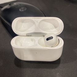 Apple AirPod Pros 1st Gen 