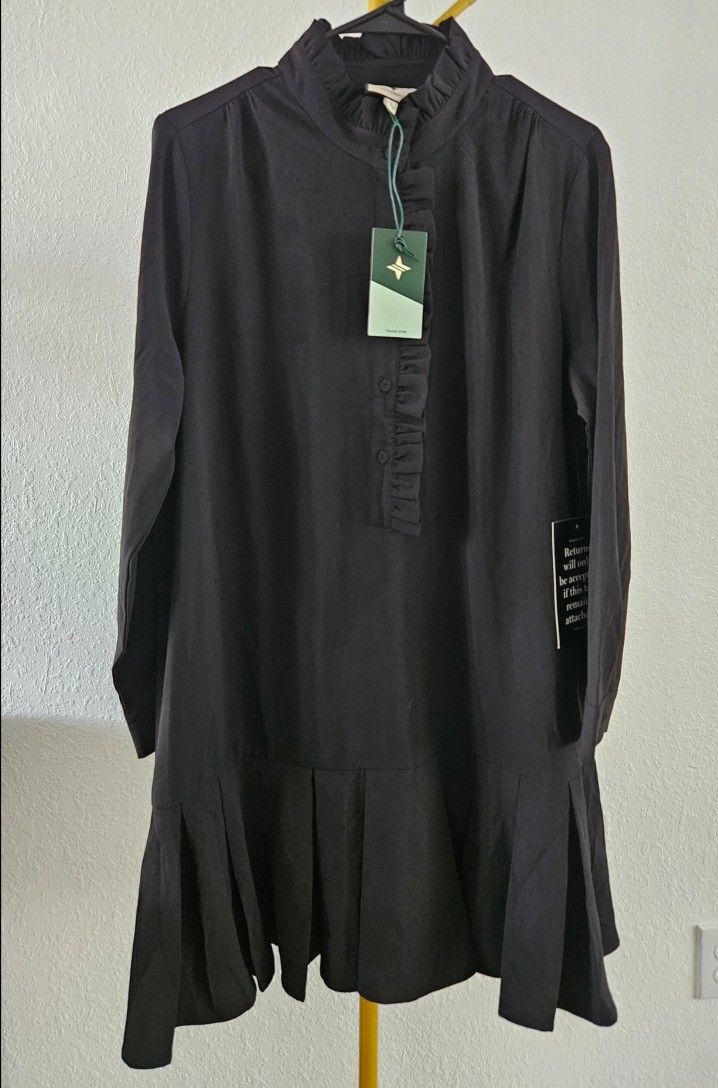 Tuckernuck Black Crepe Tate Dress, Black Size L ( Brand New)