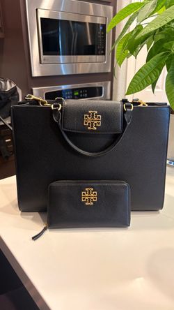 Tory Burch tote with wallet black leather