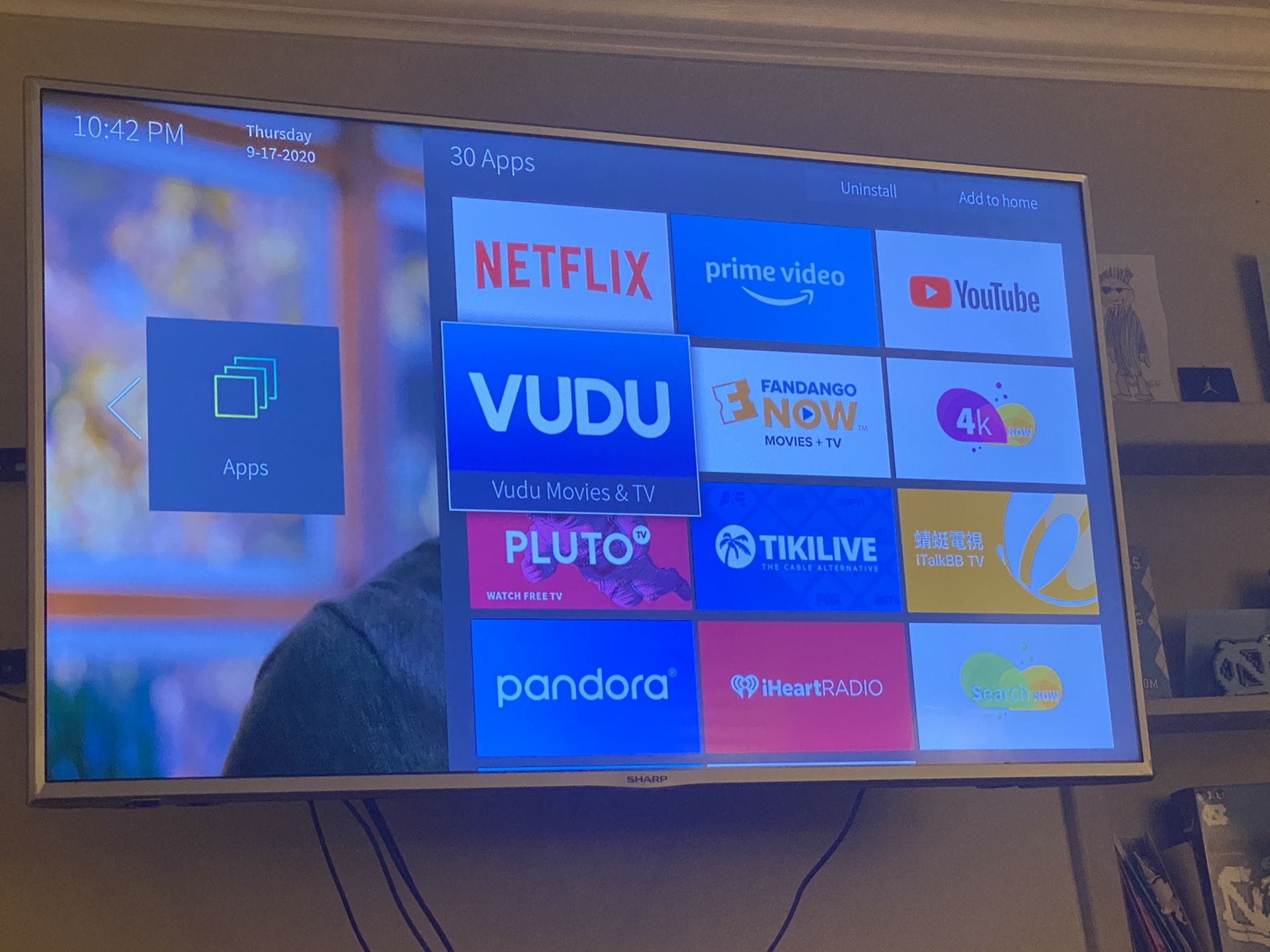 Sharp 55 hdtv 4K smart TV Aquos screen