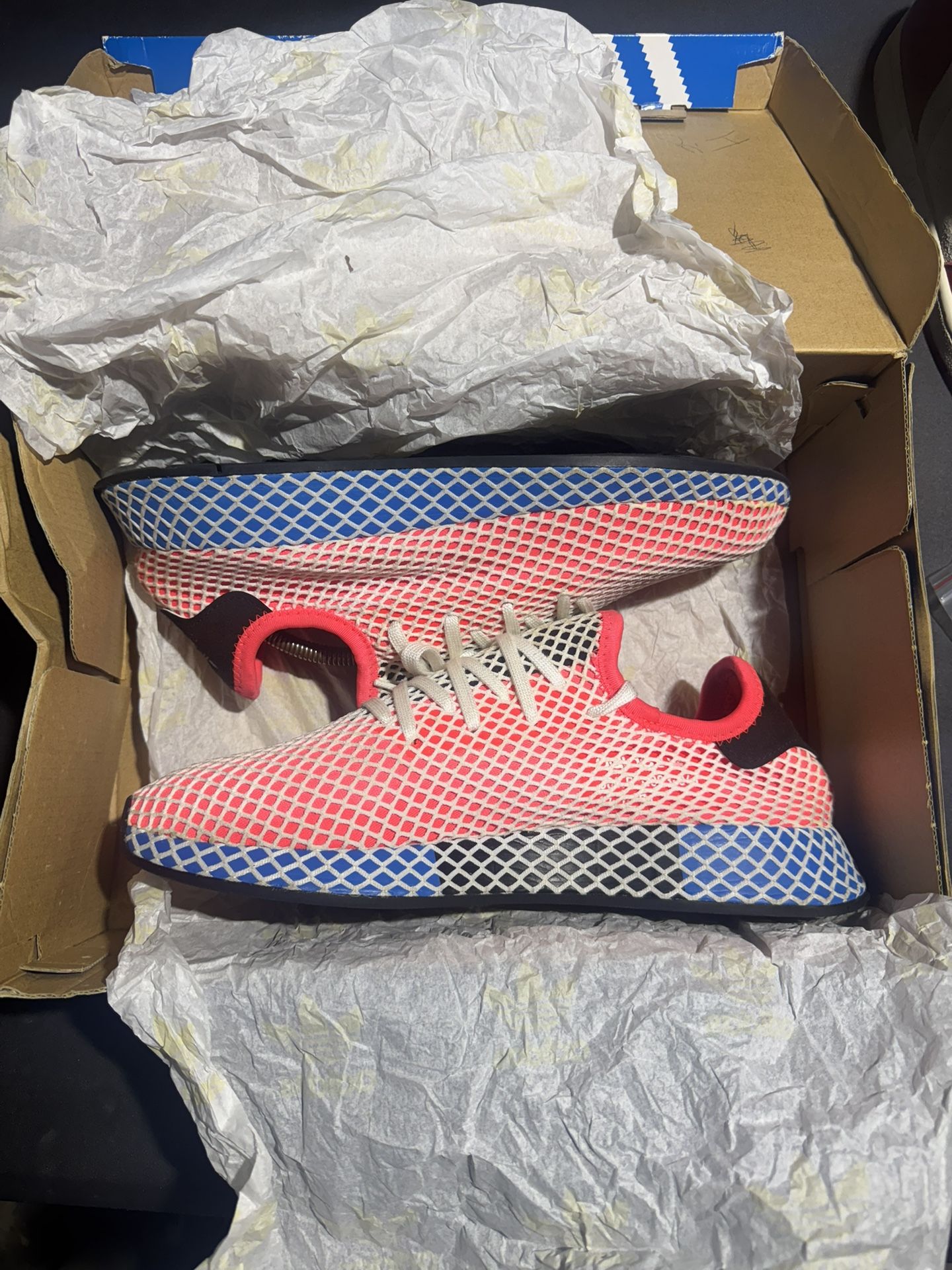 ADIDAS DEERUPT