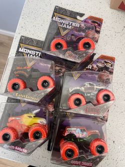 Monster Jam Spooky Collection Set of 5